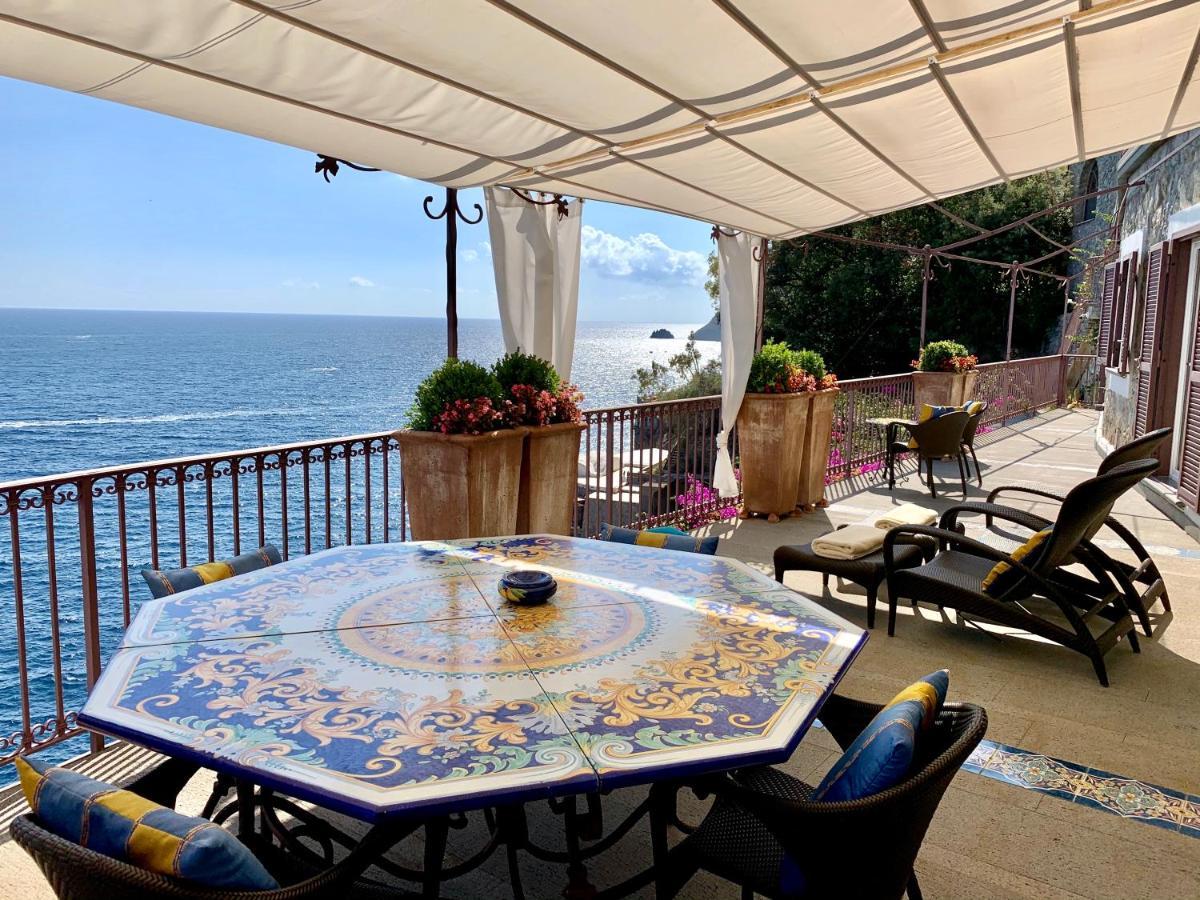Villa Le Baste Фуроре Экстерьер фото