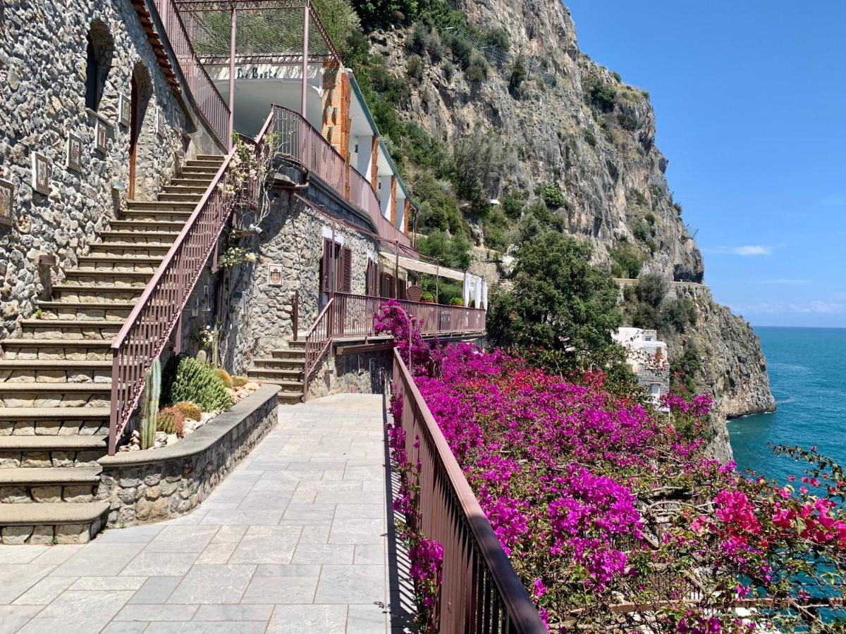 Villa Le Baste Фуроре Экстерьер фото