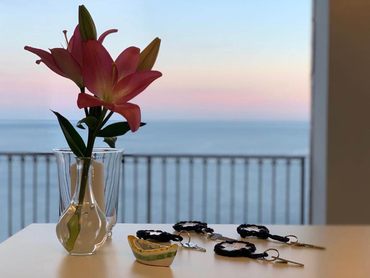 Villa Le Baste Фуроре Экстерьер фото