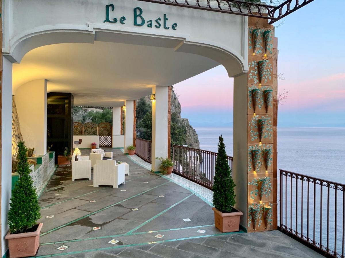 Villa Le Baste Фуроре Экстерьер фото