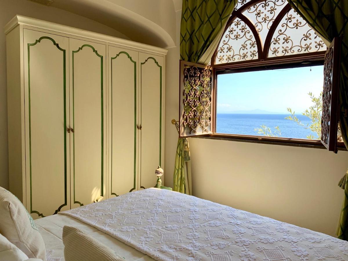 Villa Le Baste Фуроре Экстерьер фото