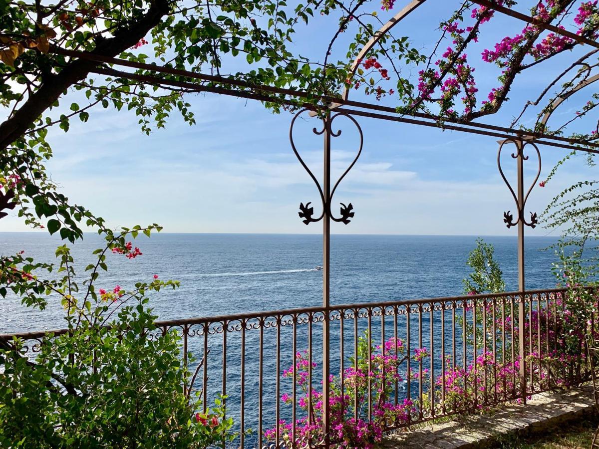 Villa Le Baste Фуроре Экстерьер фото