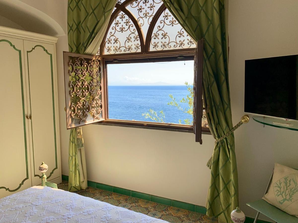 Villa Le Baste Фуроре Экстерьер фото