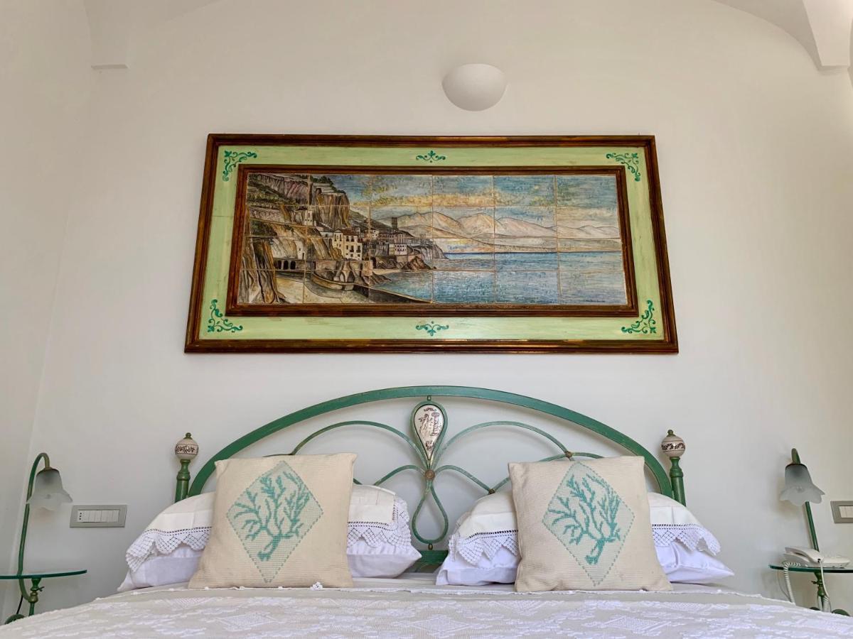 Villa Le Baste Фуроре Экстерьер фото